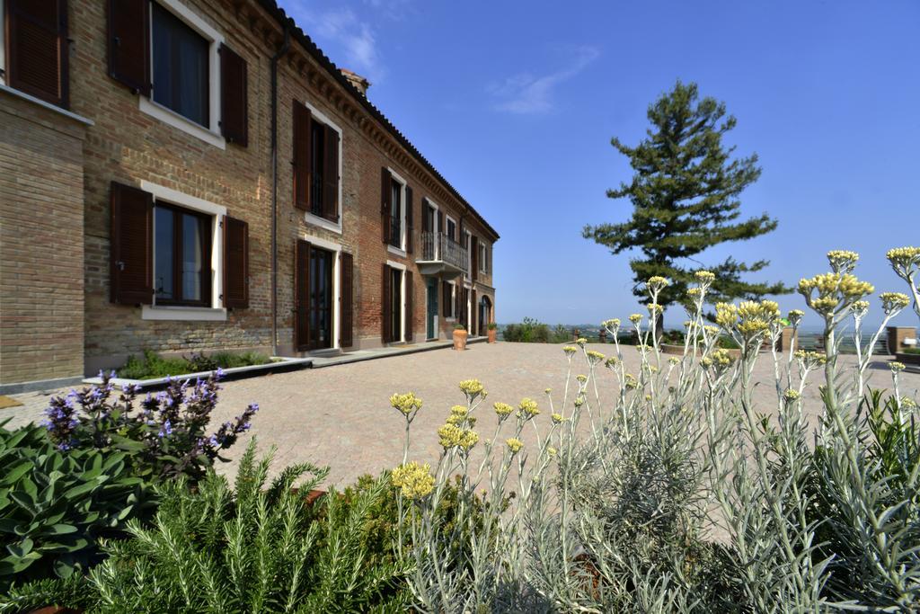 Cascina San Michele Bed & Breakfast Costigliole d'Asti Ngoại thất bức ảnh